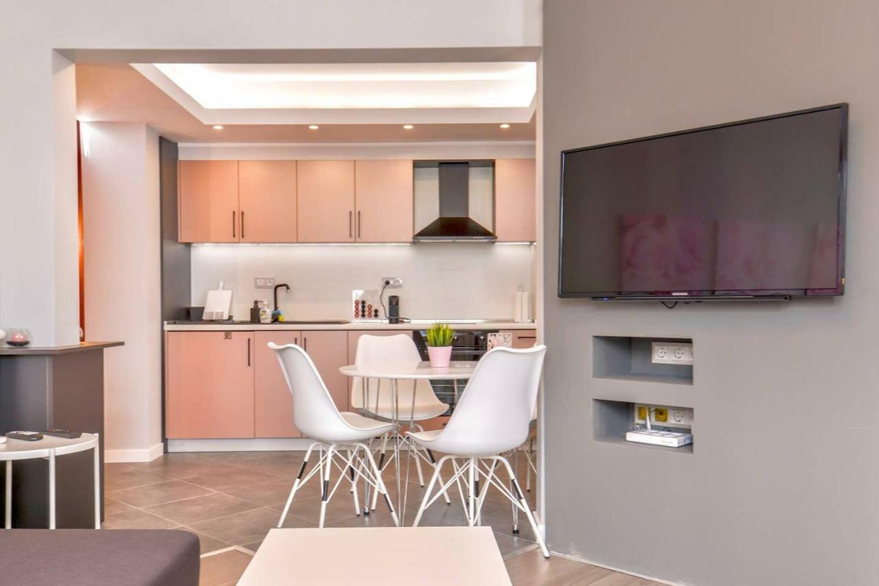 Rose One Bedroom Designer Apartment In City Centre By Flat Mаnager Sofia Ngoại thất bức ảnh