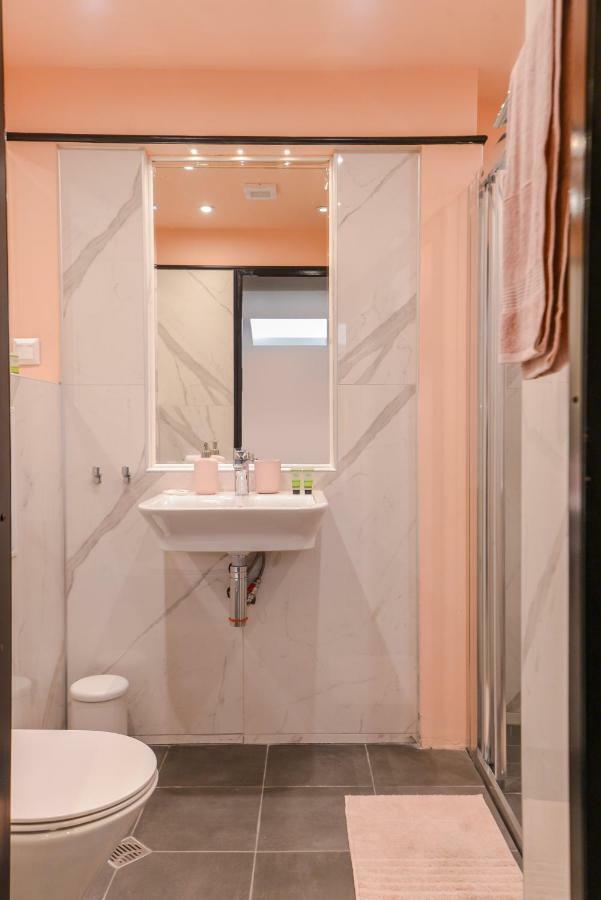 Rose One Bedroom Designer Apartment In City Centre By Flat Mаnager Sofia Ngoại thất bức ảnh
